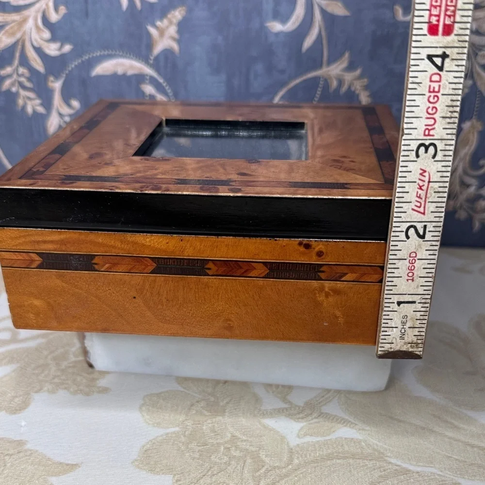 Vintage Estate Wood Inlay Jewelry Box With Picture Opening and Velvet Lining